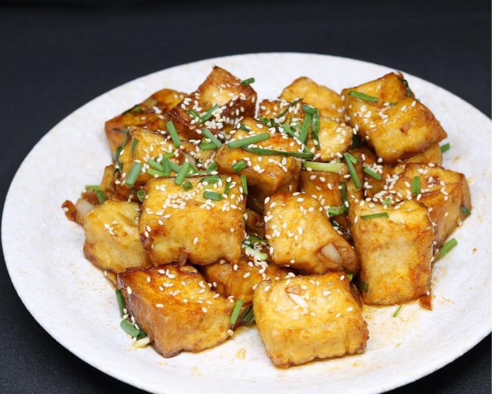 Đậu hũ chiên sốt teriyaki