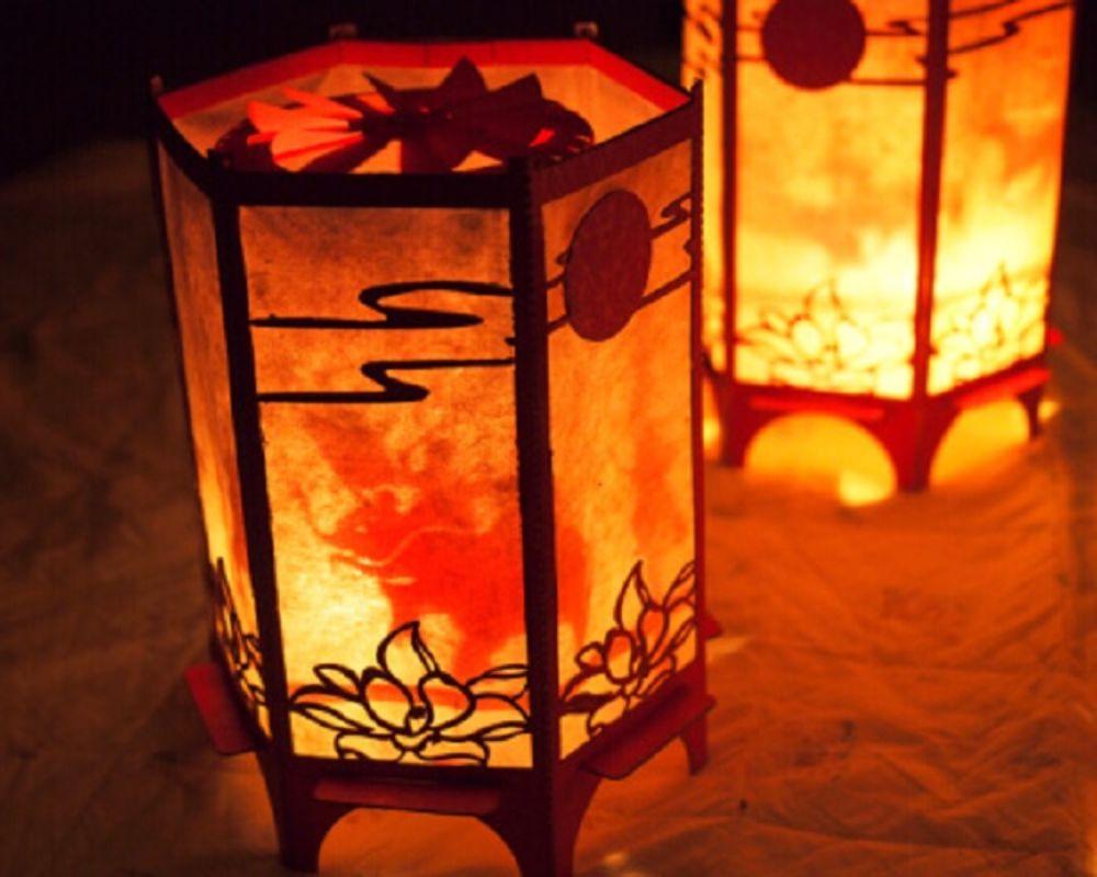 Lồng đèn kéo quân