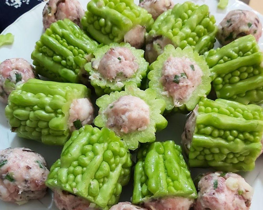 Mướp đắng hấp thịt