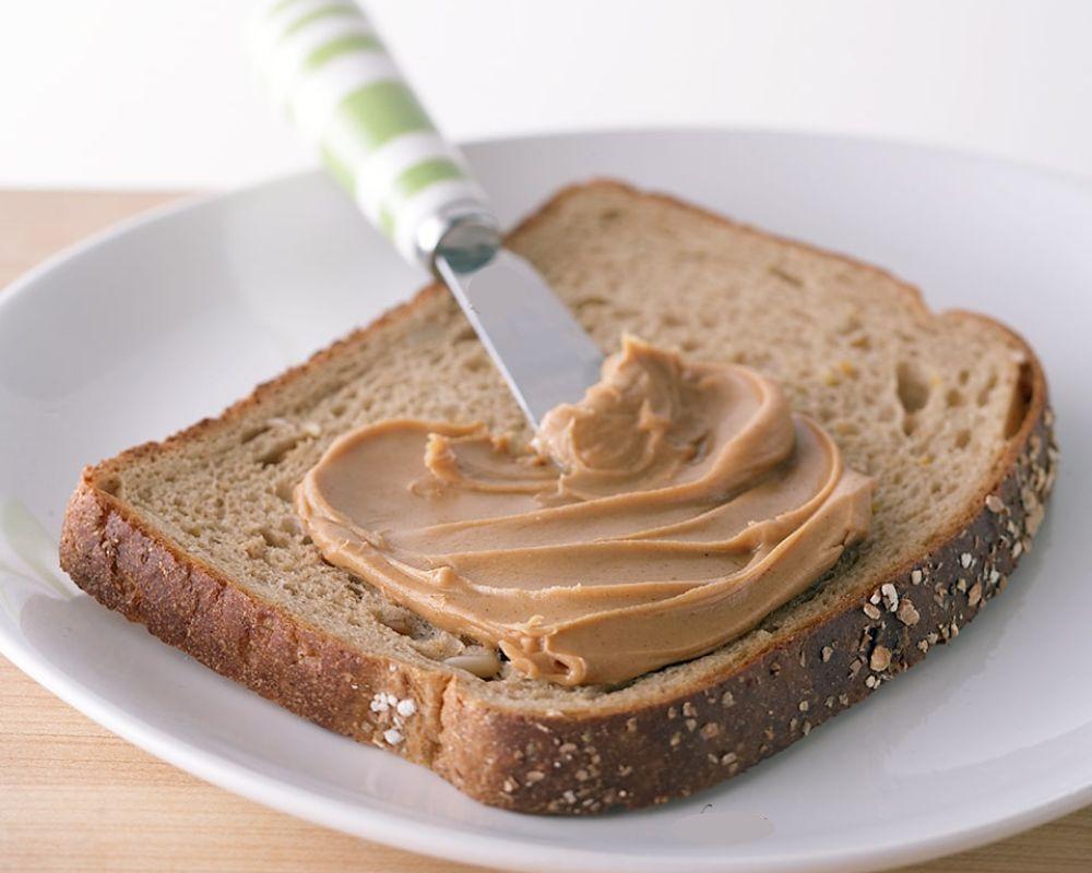Bánh mì nướng bơ đậu phộng