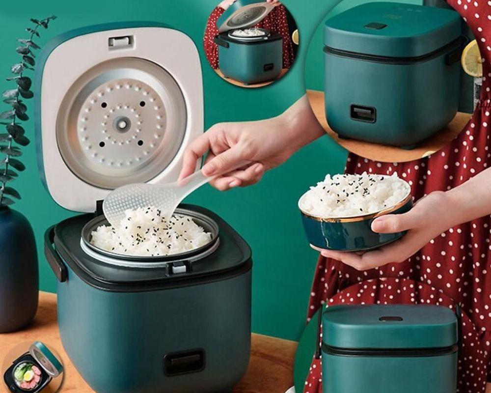 Nồi cơm điện mini giúp nấu cơm nhanh chóng và gọn gàng cho sinh viên
