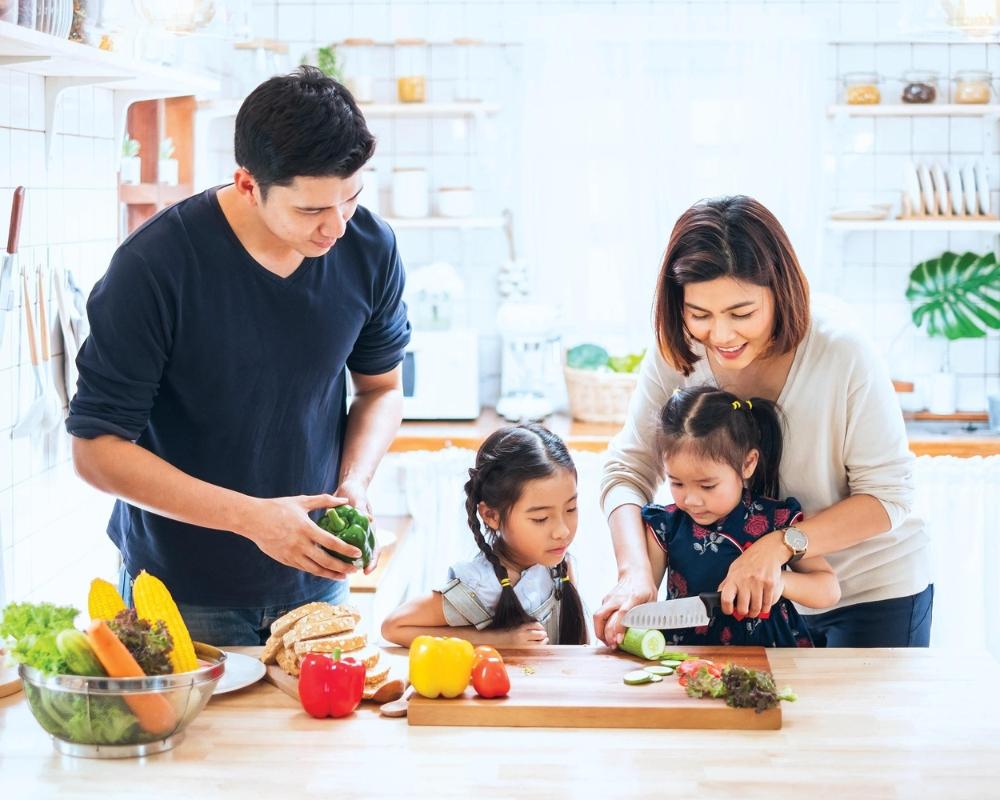 Nấu ăn cùng gia đình vào ngày Lễ