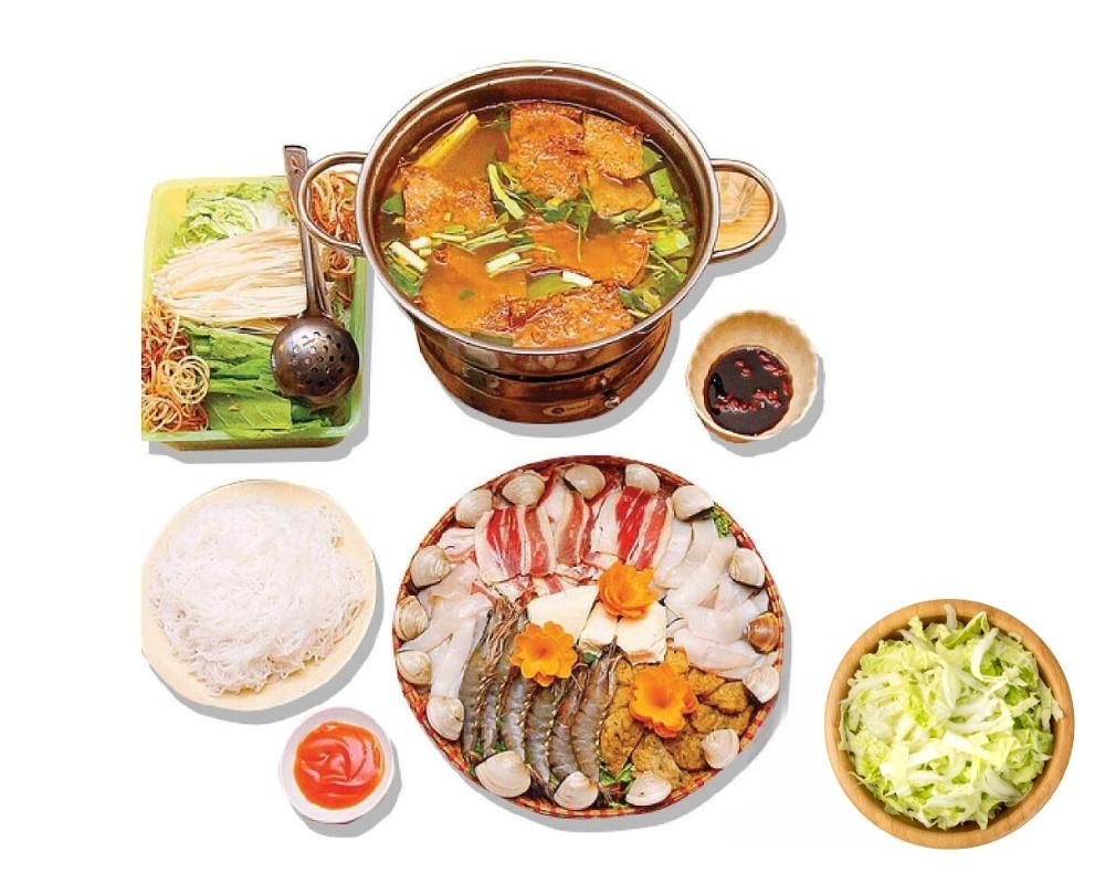 Lẩu hải sản ăn kèm rau cải thảo