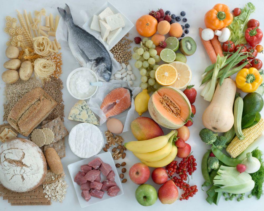 Ăn uống điều độ và khoa học để chăm sóc sức khỏe tốt cuối năm