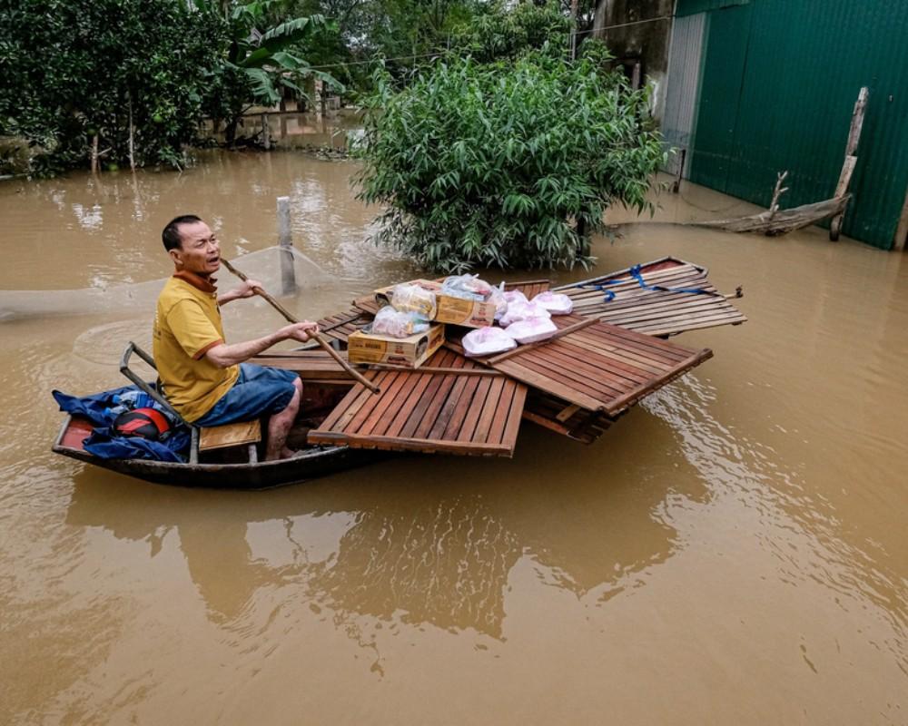 Ăn uống đầy đủ dinh dưỡng còn giúp cải thiện tinh thần sau mùa bão