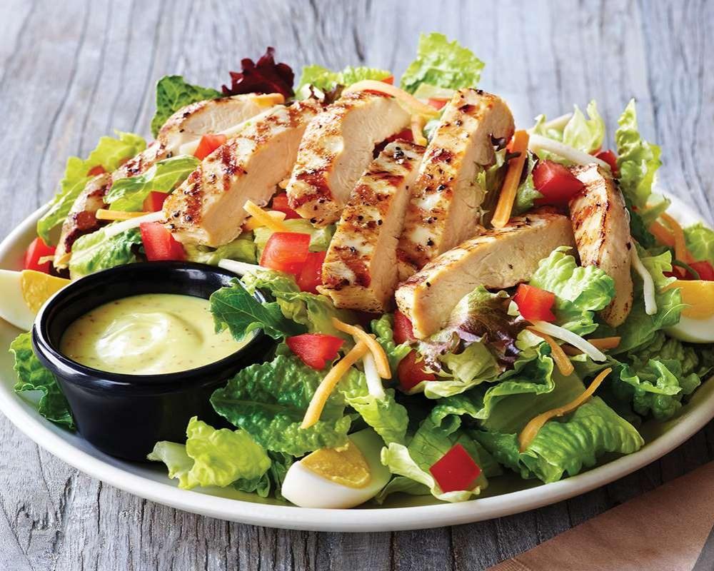 Món salad ức gà