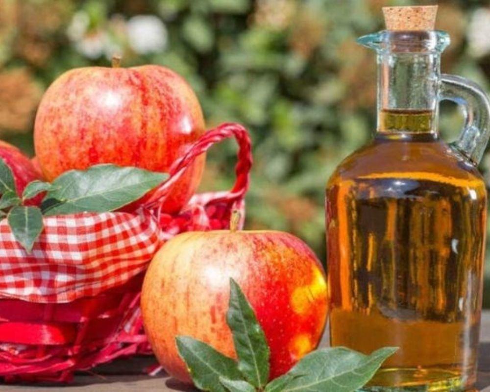 Cách chữa đầy bụng khó tiêu bằng giấm táo