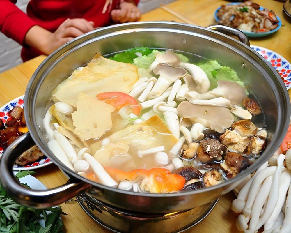 Thành phẩm lẩu nấm chay thanh đạm