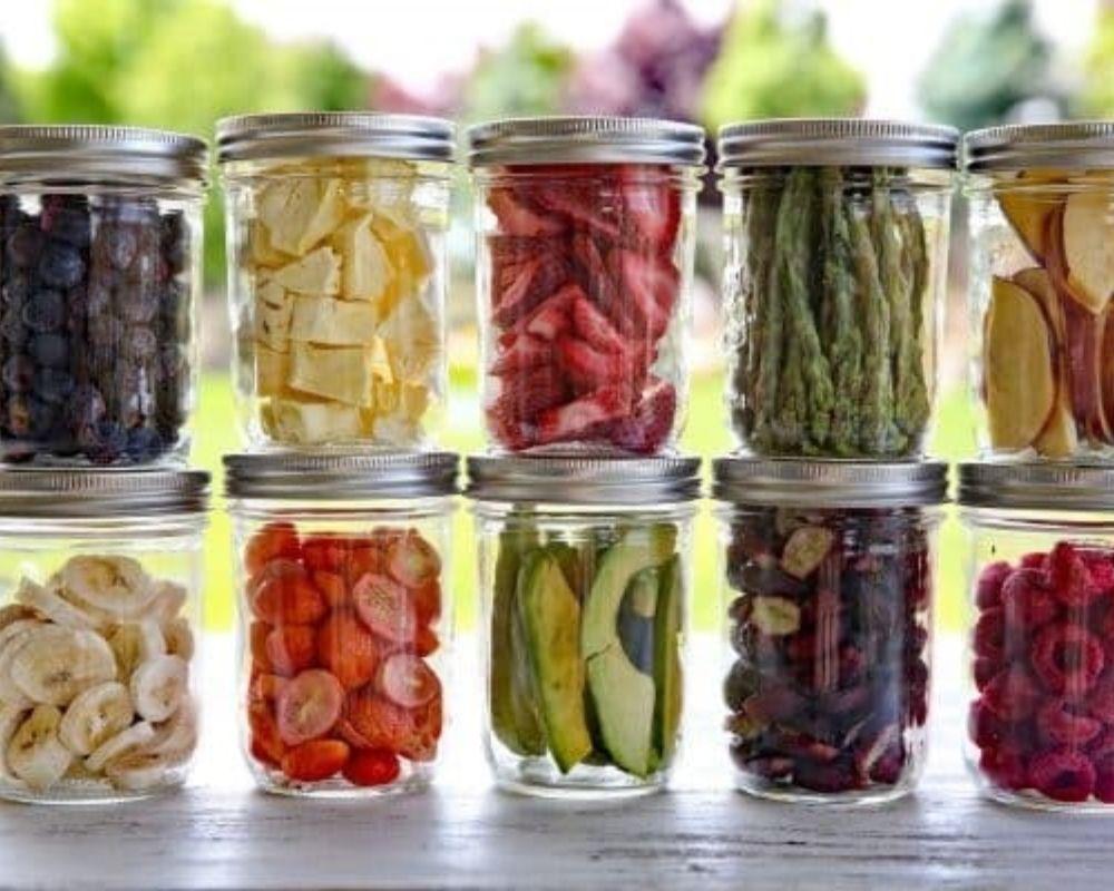 Cách bảo quản món ăn vặt ngày Tết
