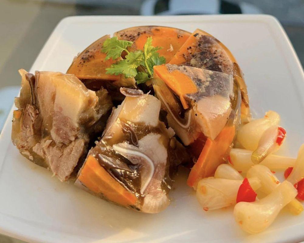 Mặt lợi và hại của thịt đông