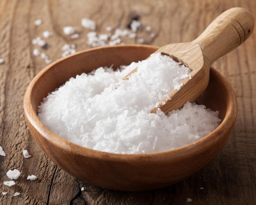 Cách thanh tẩy nhà cửa bằng muối