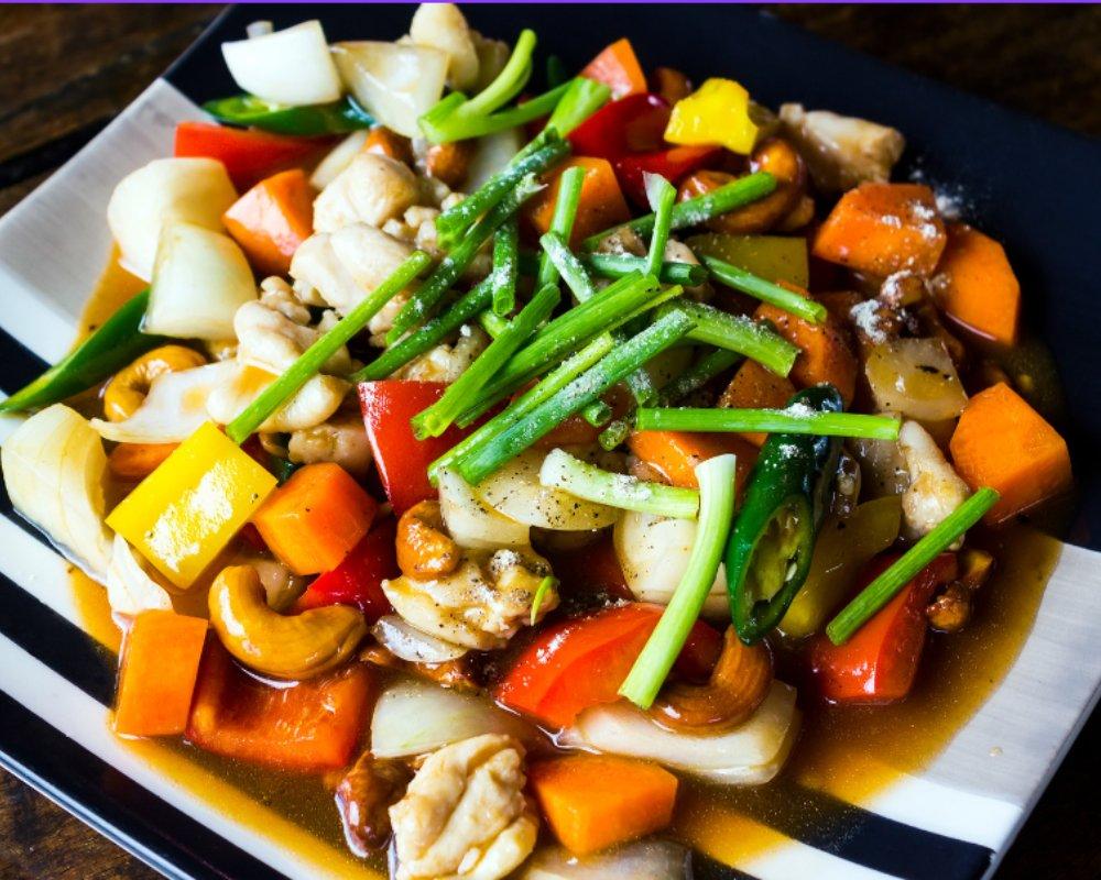Hạt điều xào rau củ chay