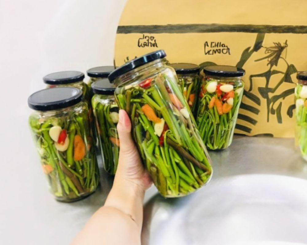 Bước 3: Ngâm rau muống