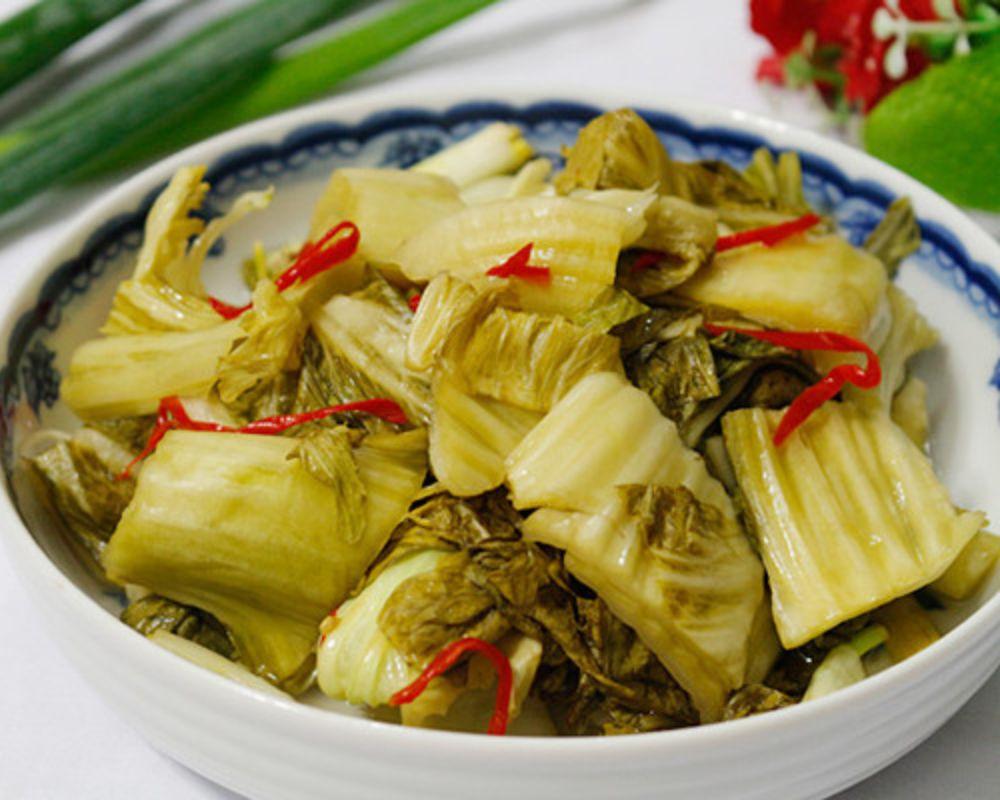 Dưa muối có tác dụng cải thiện hệ tiêu hóa