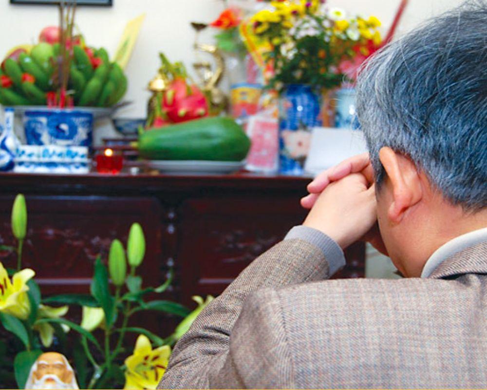 Ý nghĩa của việc đón ông bà tổ tiên về nhà ăn Tết