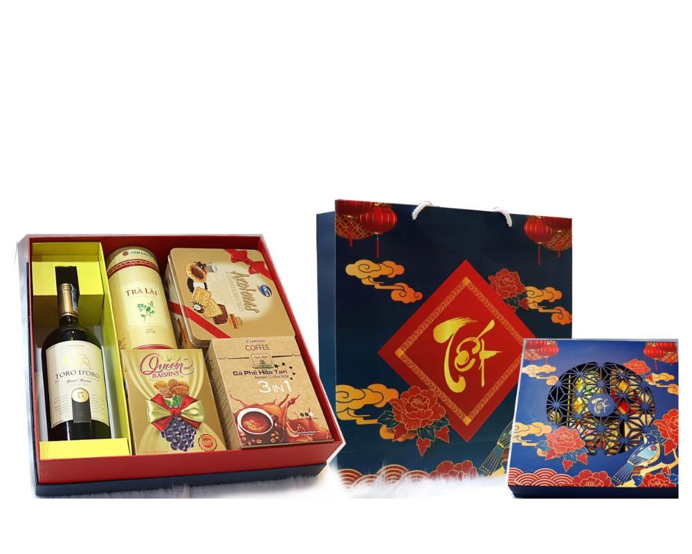 Hộp quà Năm mới may mắn